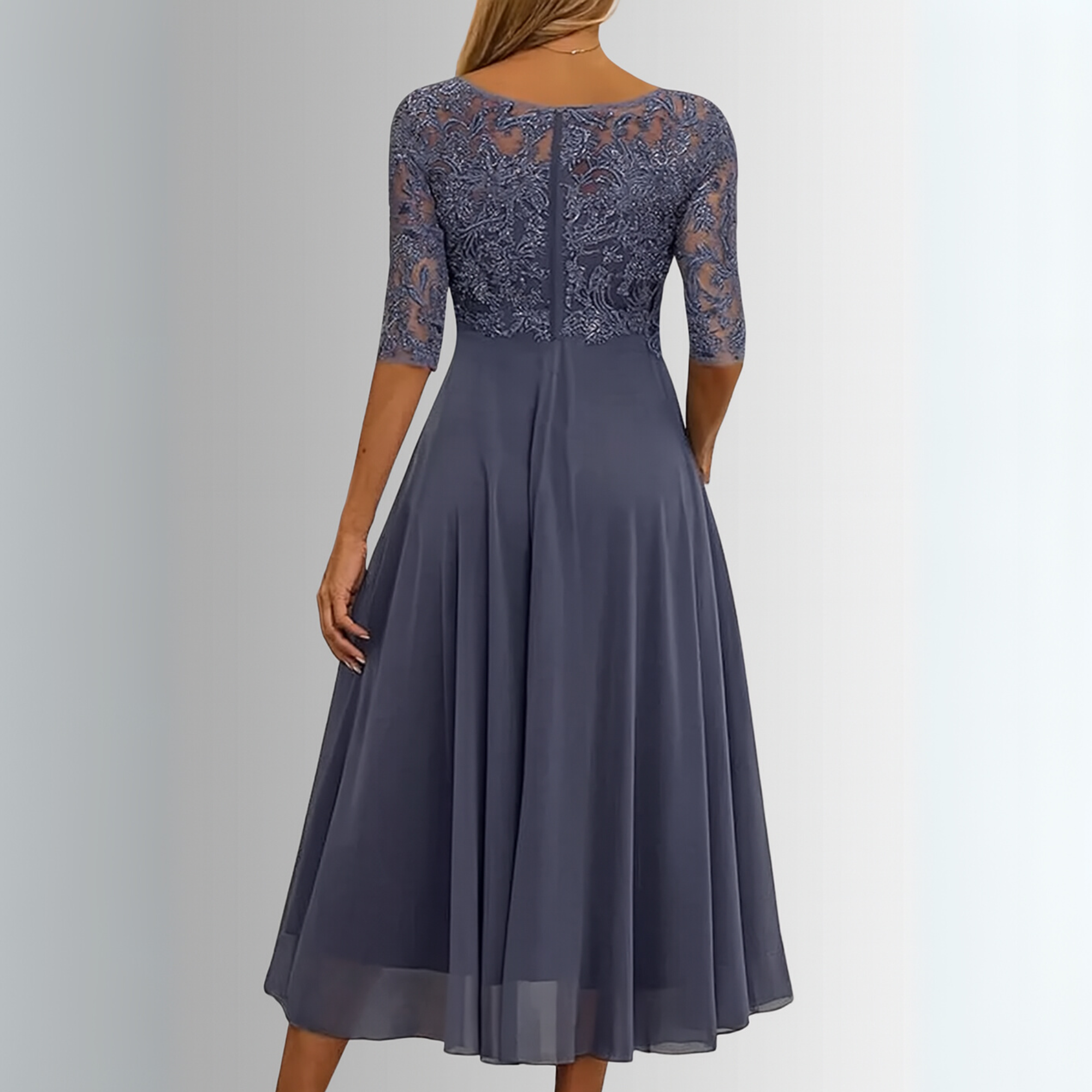 Robe élégante en dentelle pour femmes