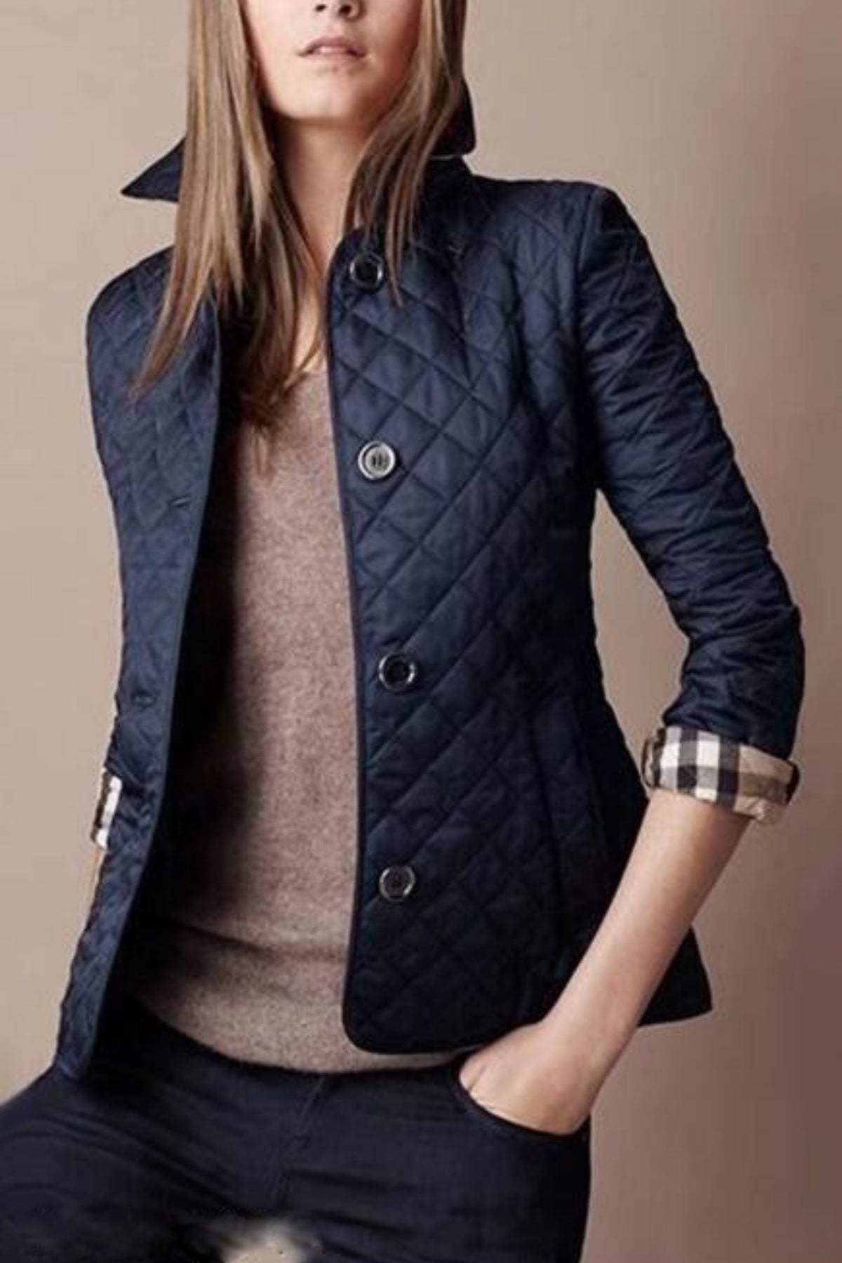 Veste Matelassée Courte Ajustée pour Femme