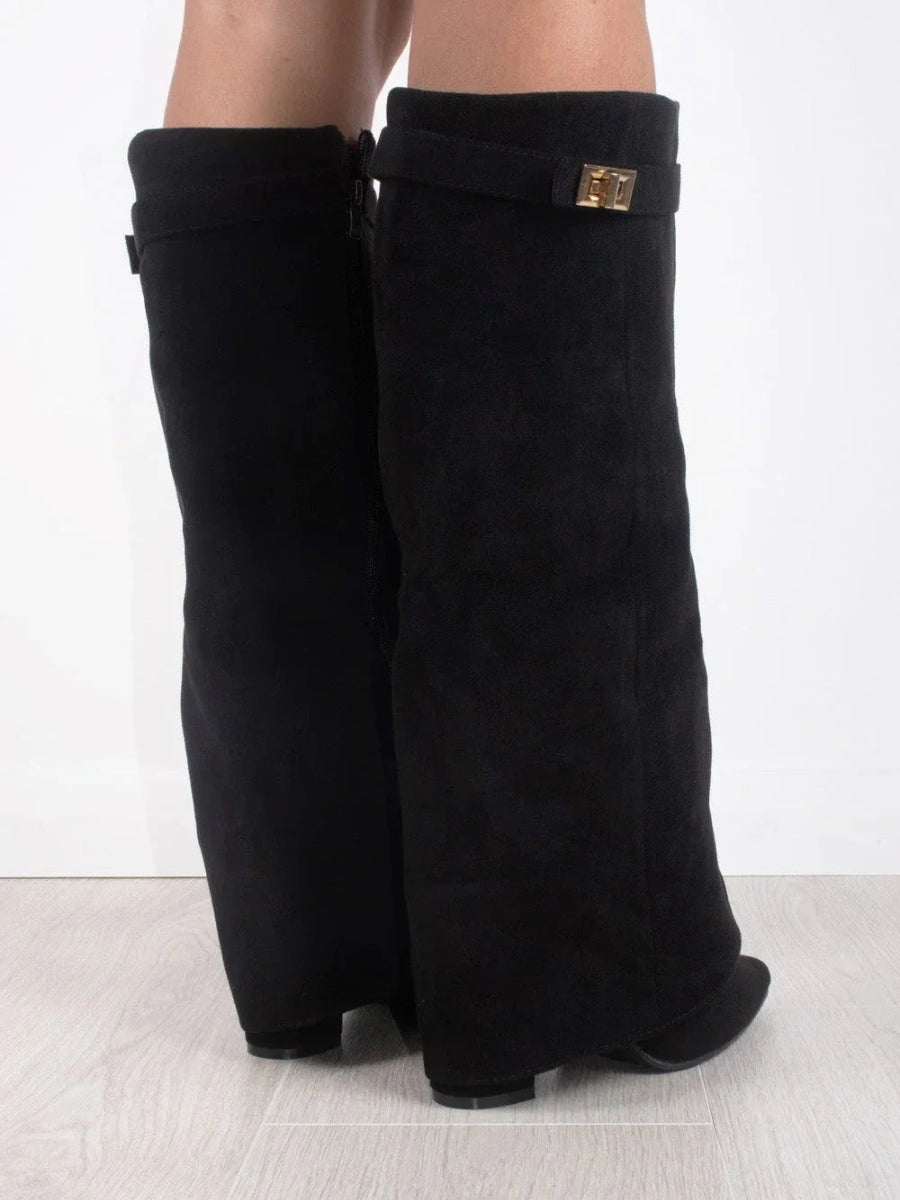Bottes Élégantes en Suède Noir avec Détails Dorés pour Femmes