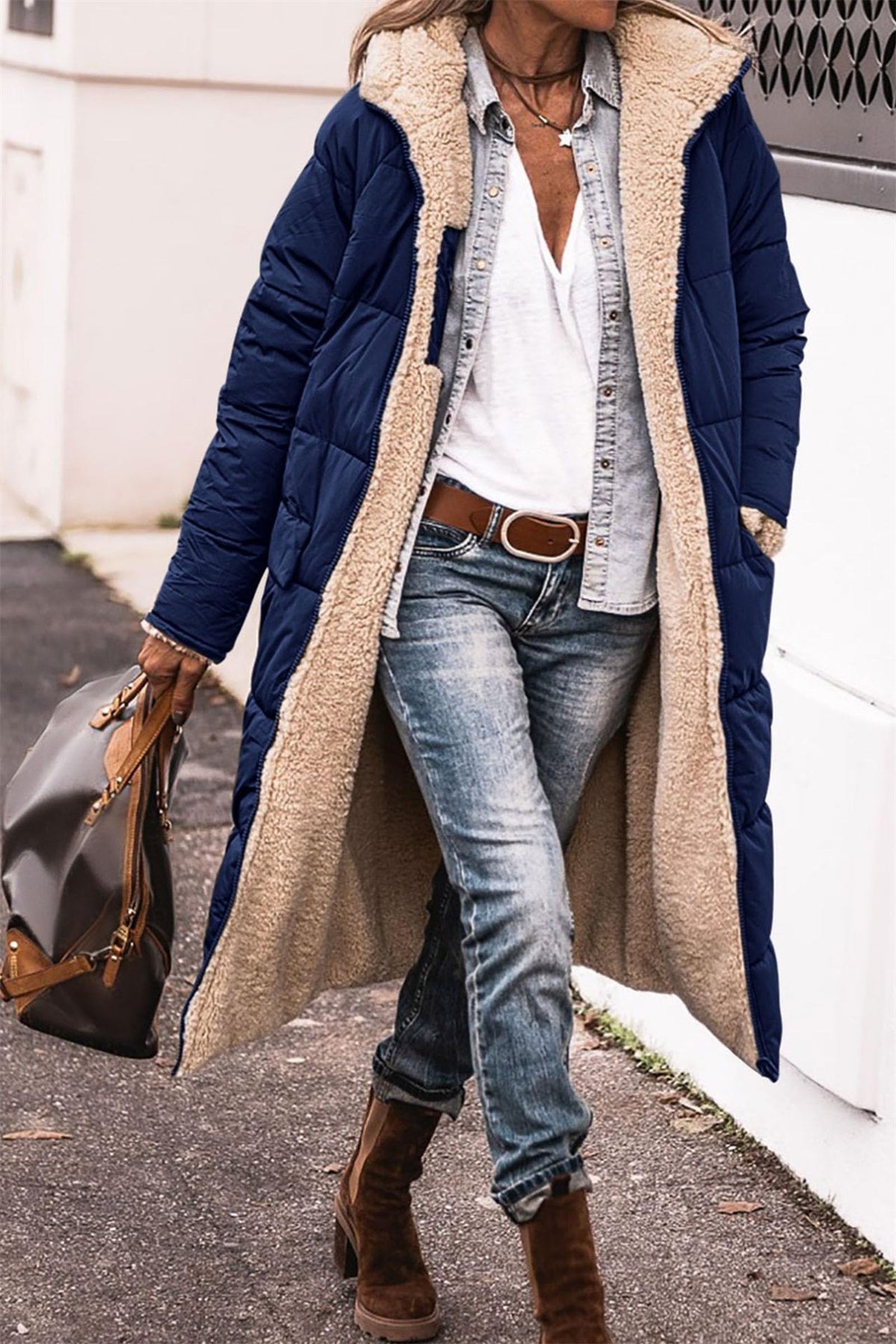 Doudoune Longue à Capuche et Doublure Sherpa pour Femme