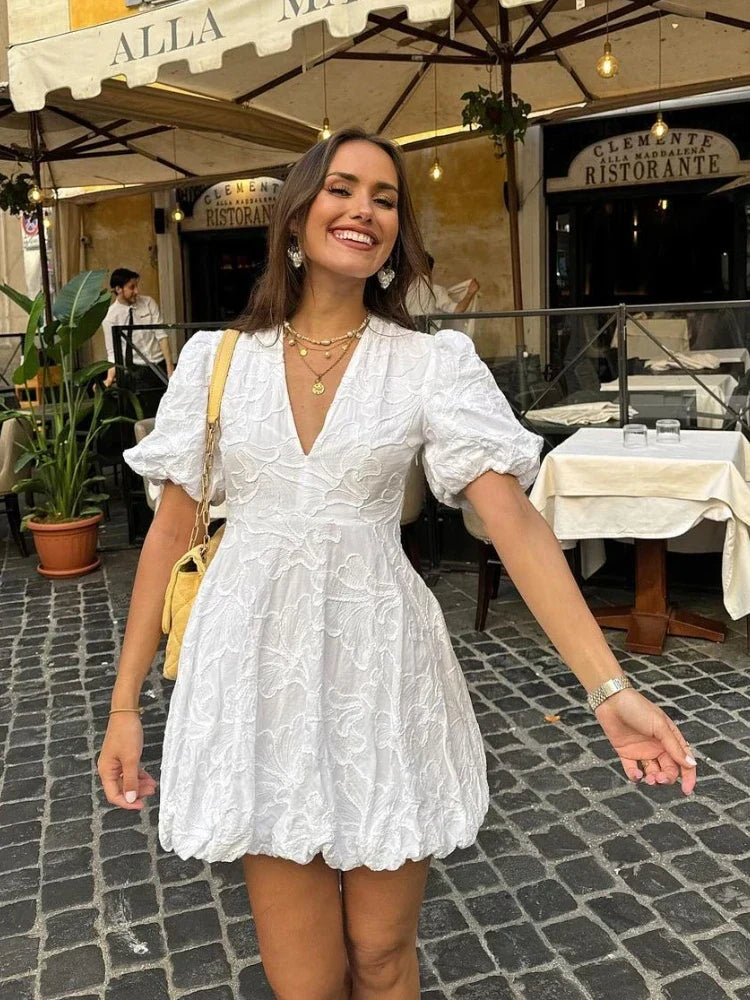 Robe Courte en Coton Embroide à Manches Bouffantes pour Femmes