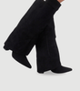 Bottes Élégantes en Suède Noir avec Détails Dorés pour Femmes - Emilia Lane