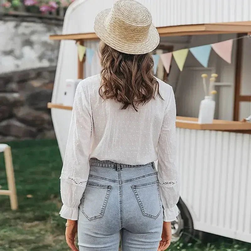 Chemise à Col Montant avec Détails en Dentelle pour Femme - Emilia Lane