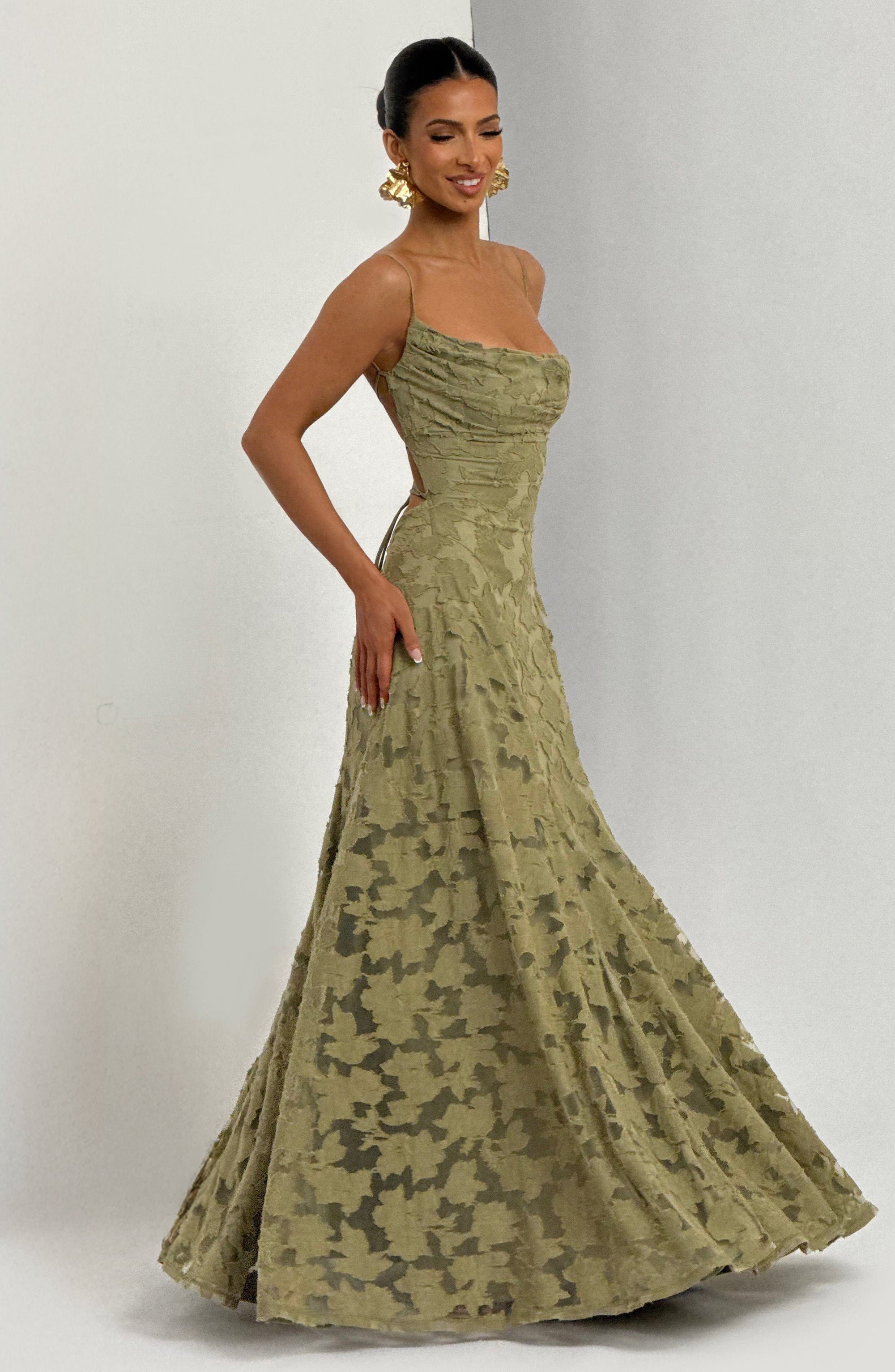 Robe Longue Drapée à Motif Floral avec Bretelles pour Femme | Idéale pour les Sorties