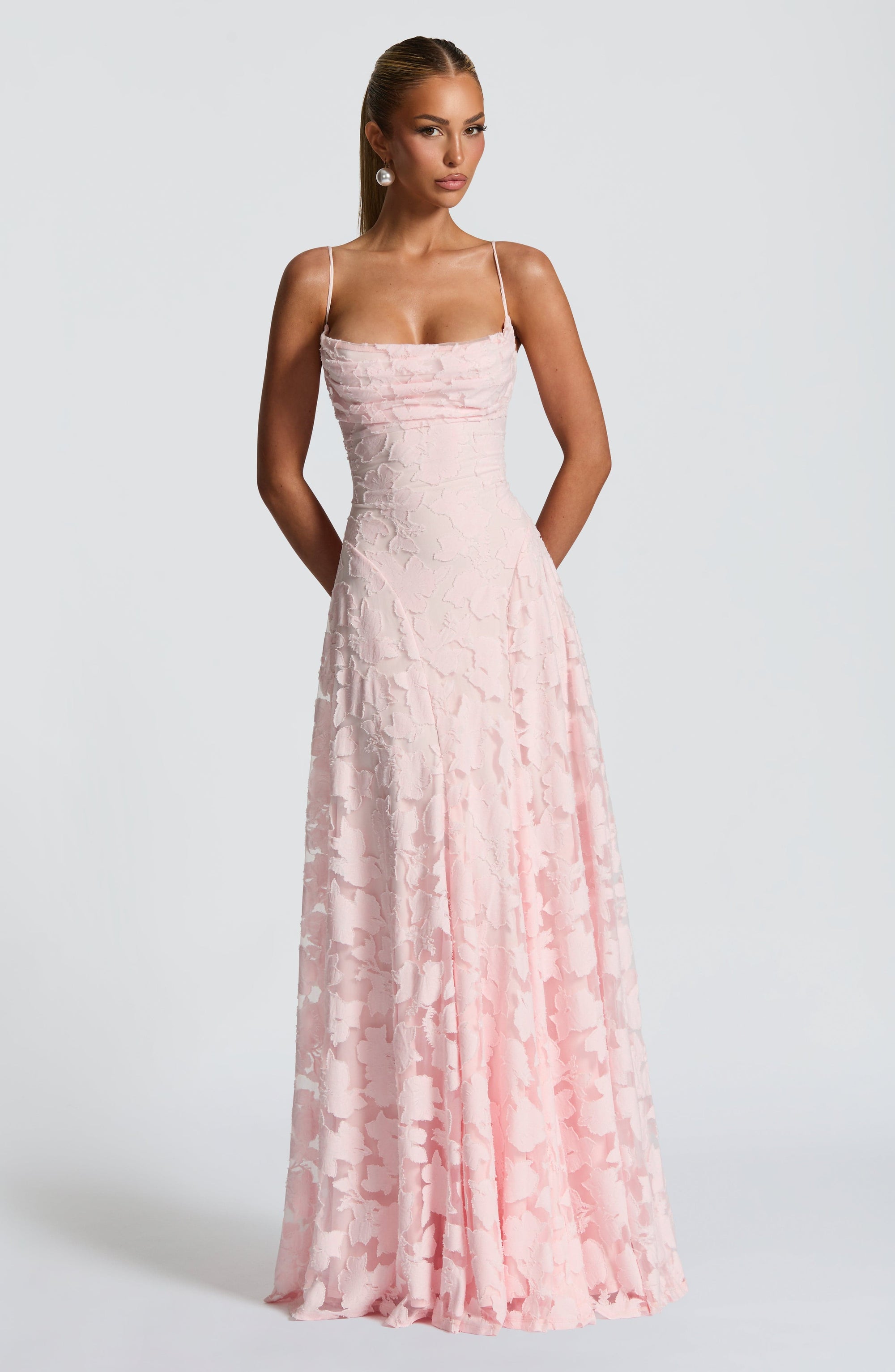 Robe Longue Drapée à Motif Floral avec Bretelles pour Femme | Idéale pour les Sorties