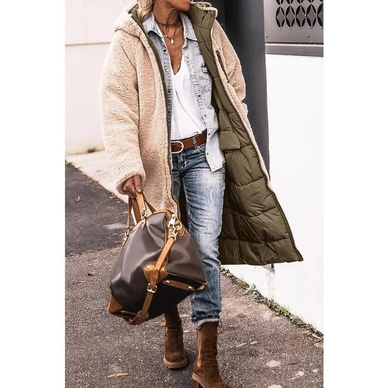 Doudoune Longue à Capuche et Doublure Sherpa pour Femme