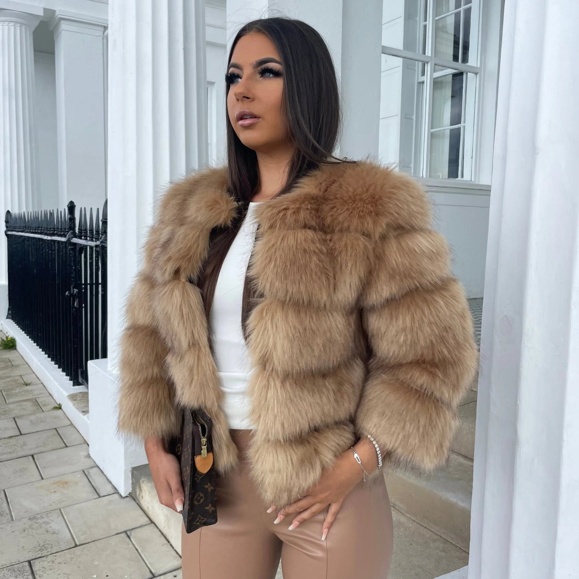 Manteau en Fausse Fourrure pour Femme - Emilia Lane