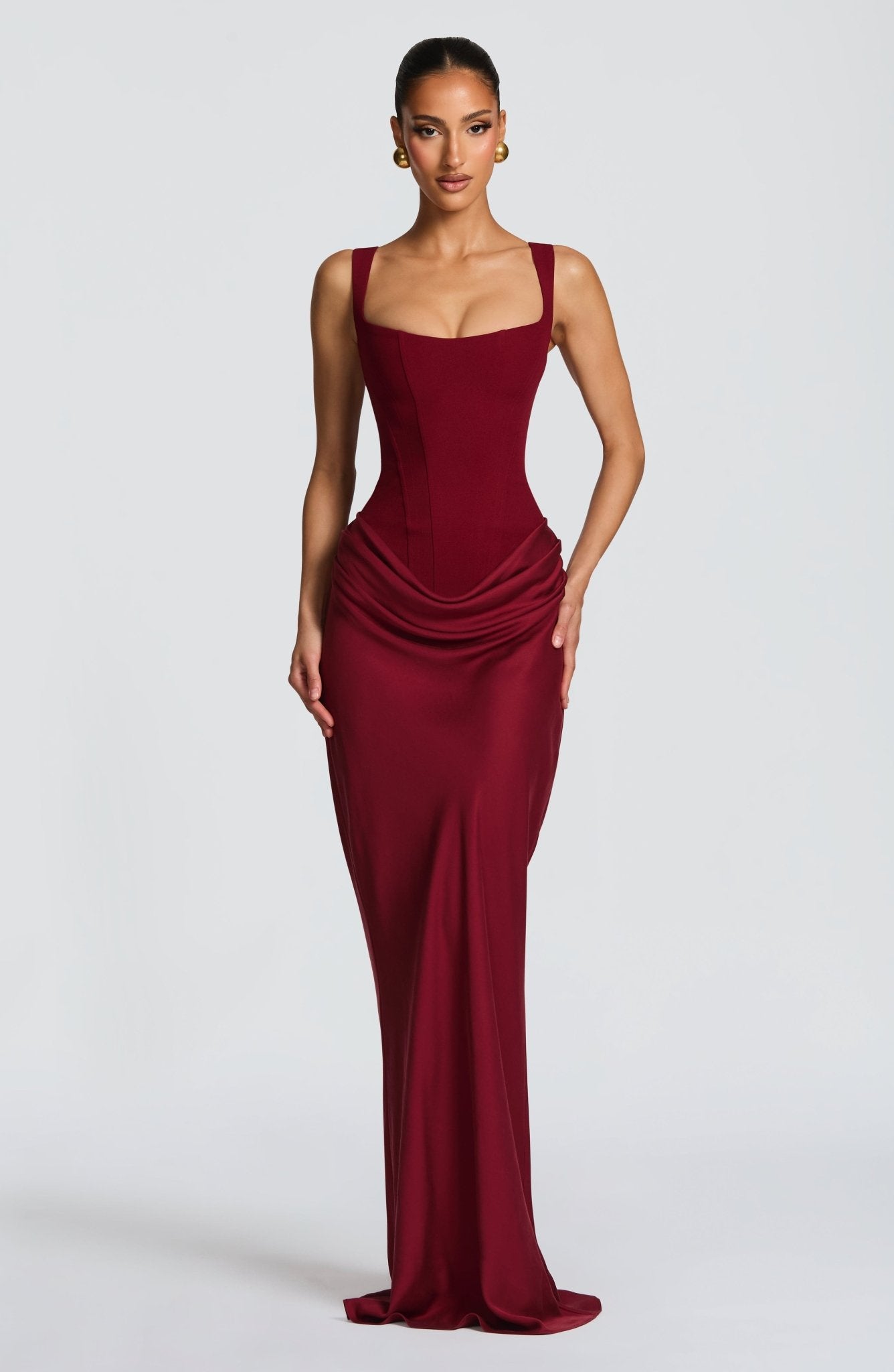 Robe Longue à Bretelles Larges et Détail Corset pour Femme | Idéale pour les Sorties - Emilia Lane