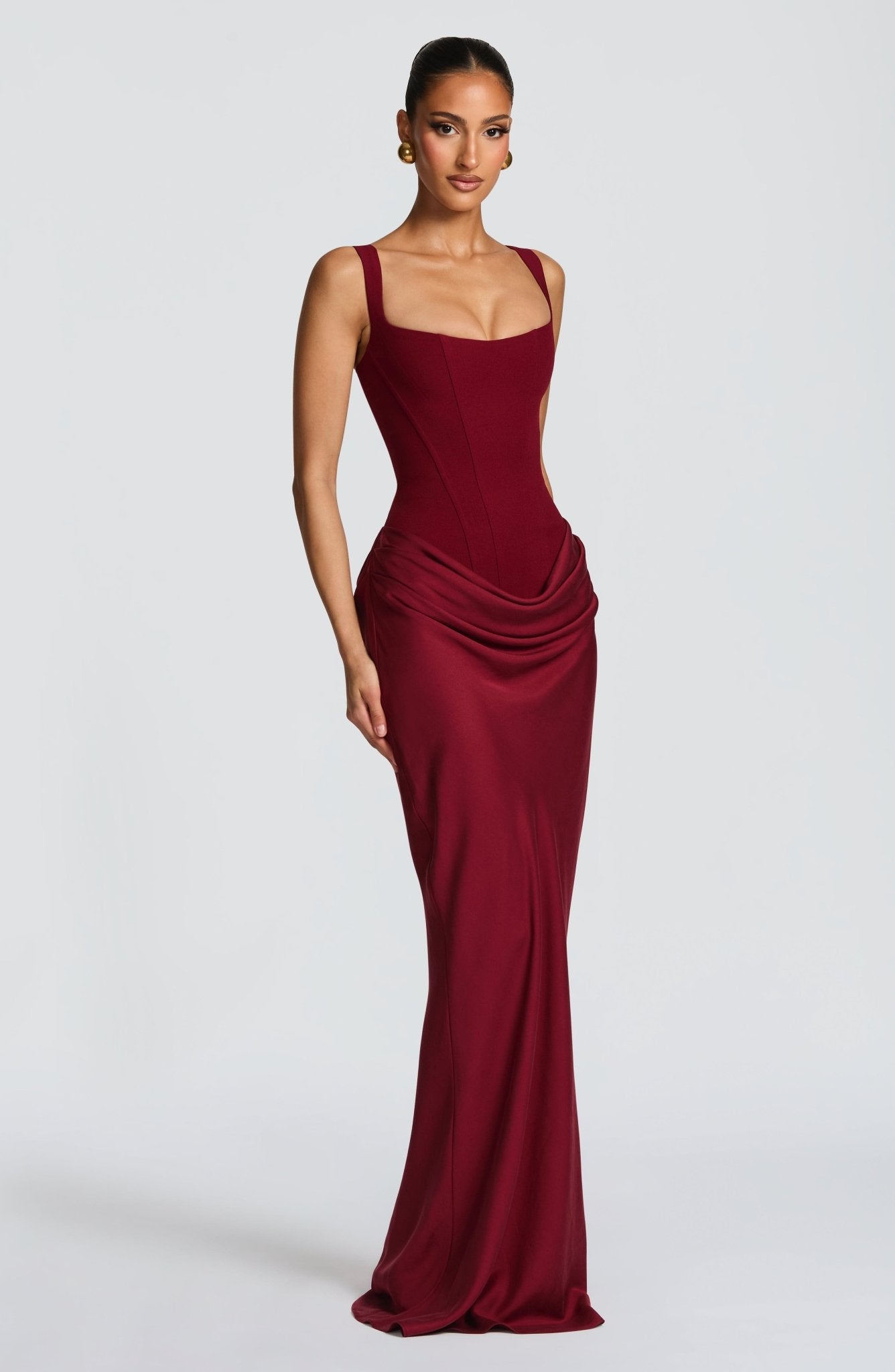 Robe Longue à Bretelles Larges et Détail Corset pour Femme | Idéale pour les Sorties - Emilia Lane