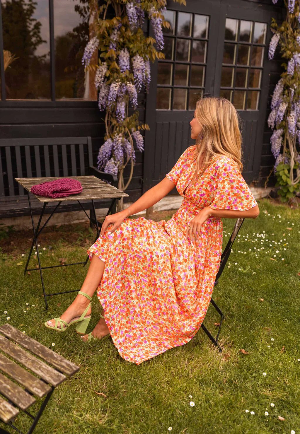 Robe Longue à Imprimé Fleuri et Taille Marquée pour Femme | Idéale pour l'Été - Emilia Lane