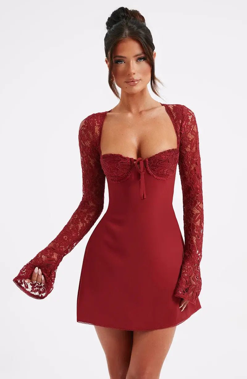 Robe Moulante à Manches en Dentelle pour Femme - Emilia Lane