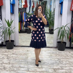 Robe Plissée Pois Pink Navy Coupe Ajustée - Emilia Lane