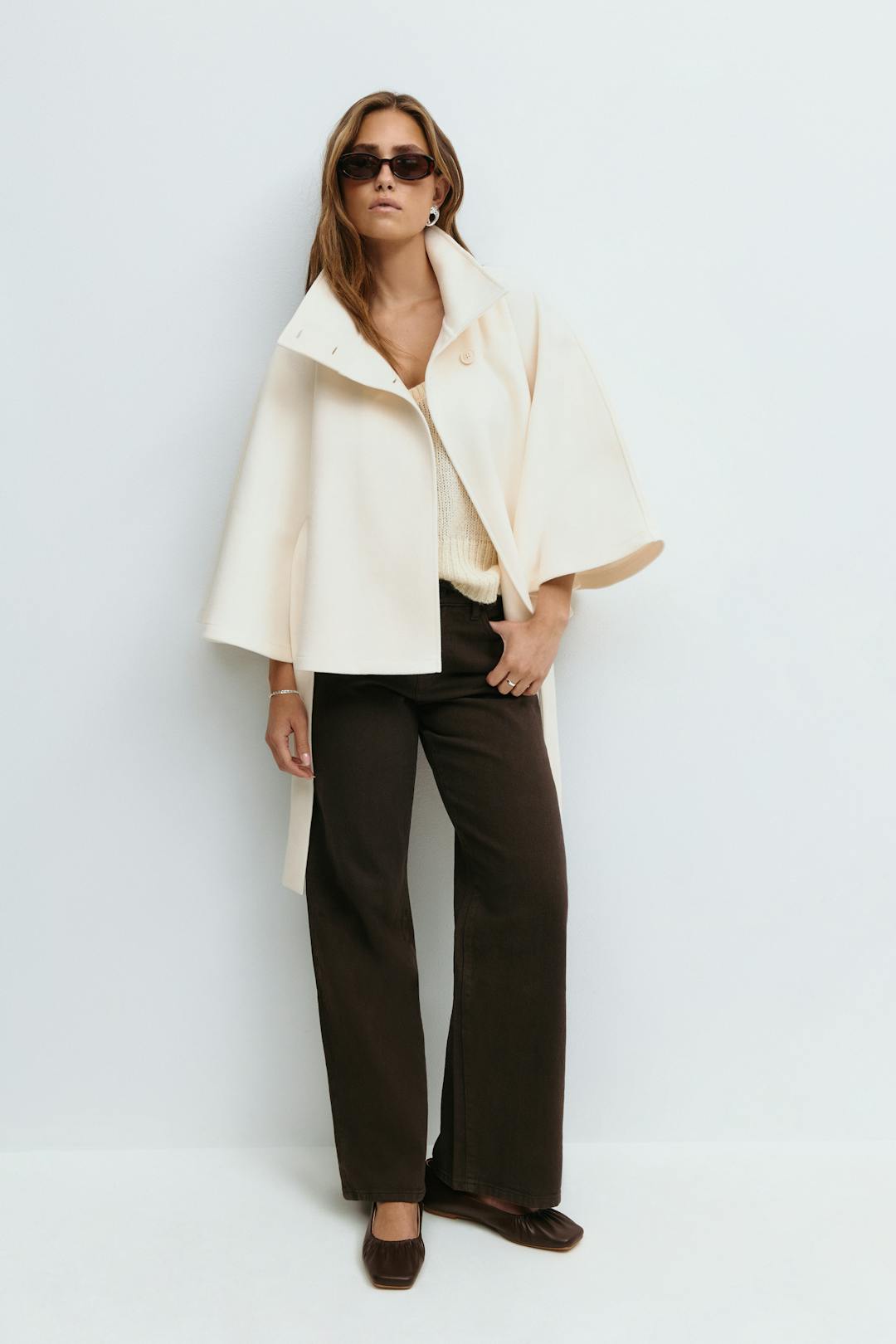 Veste Cape Courte à Col Montant pour Femme - Emilia Lane