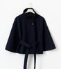 Veste Cape Courte à Col Montant pour Femme - Emilia Lane